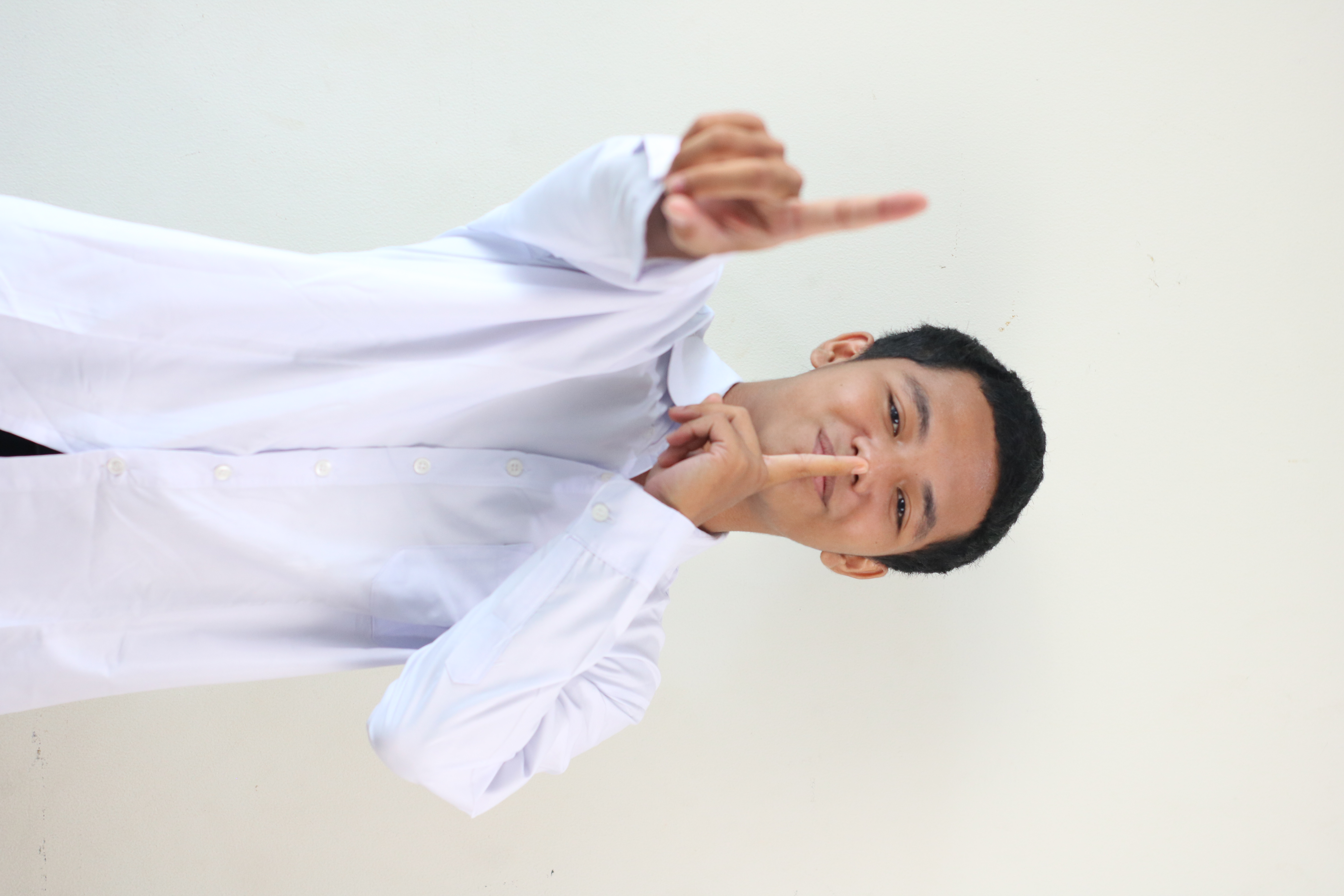 REYNAVI AHMADINEJAD SULISTYO